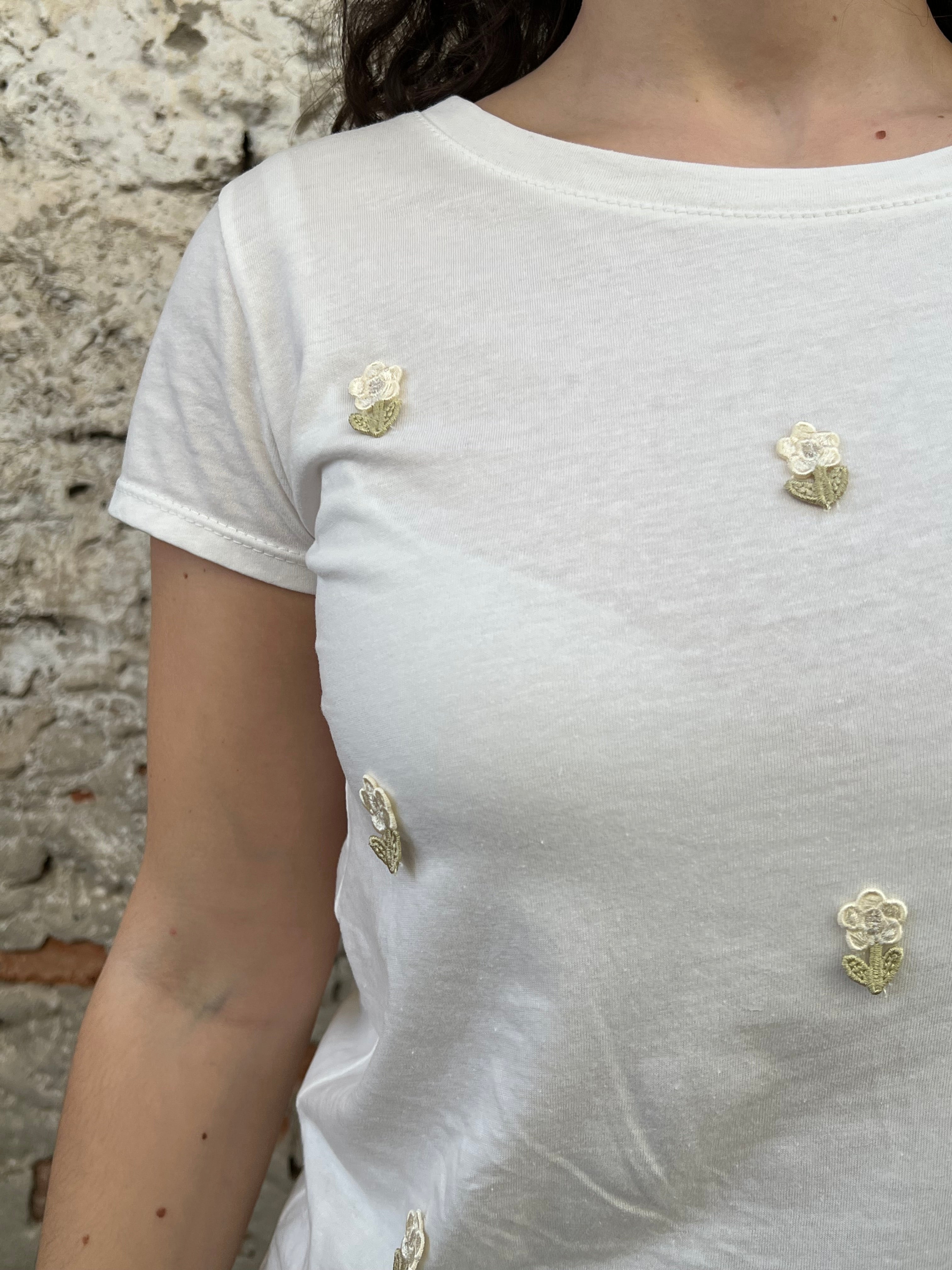 T-shirt fiorellini