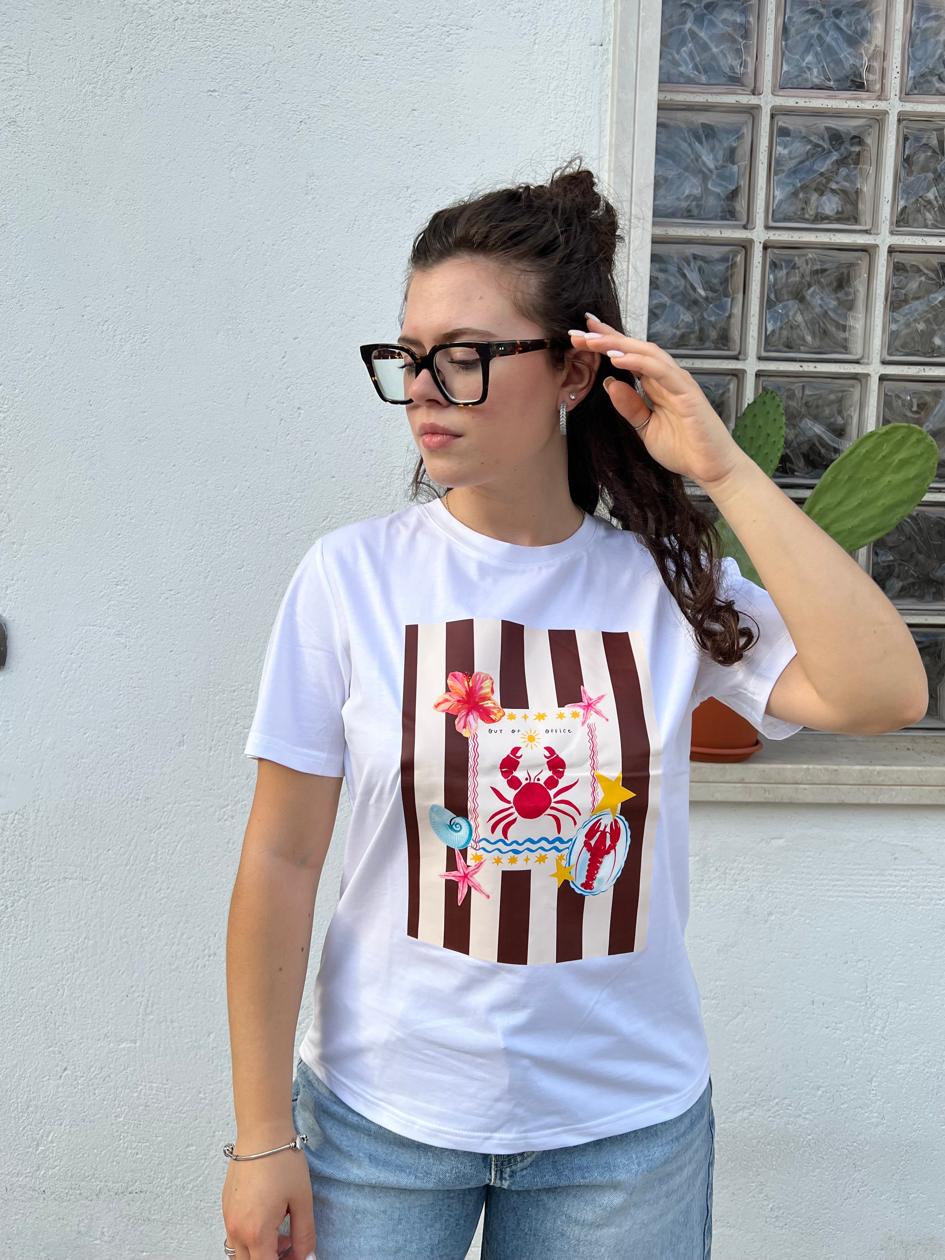 T-shirt Out of Office