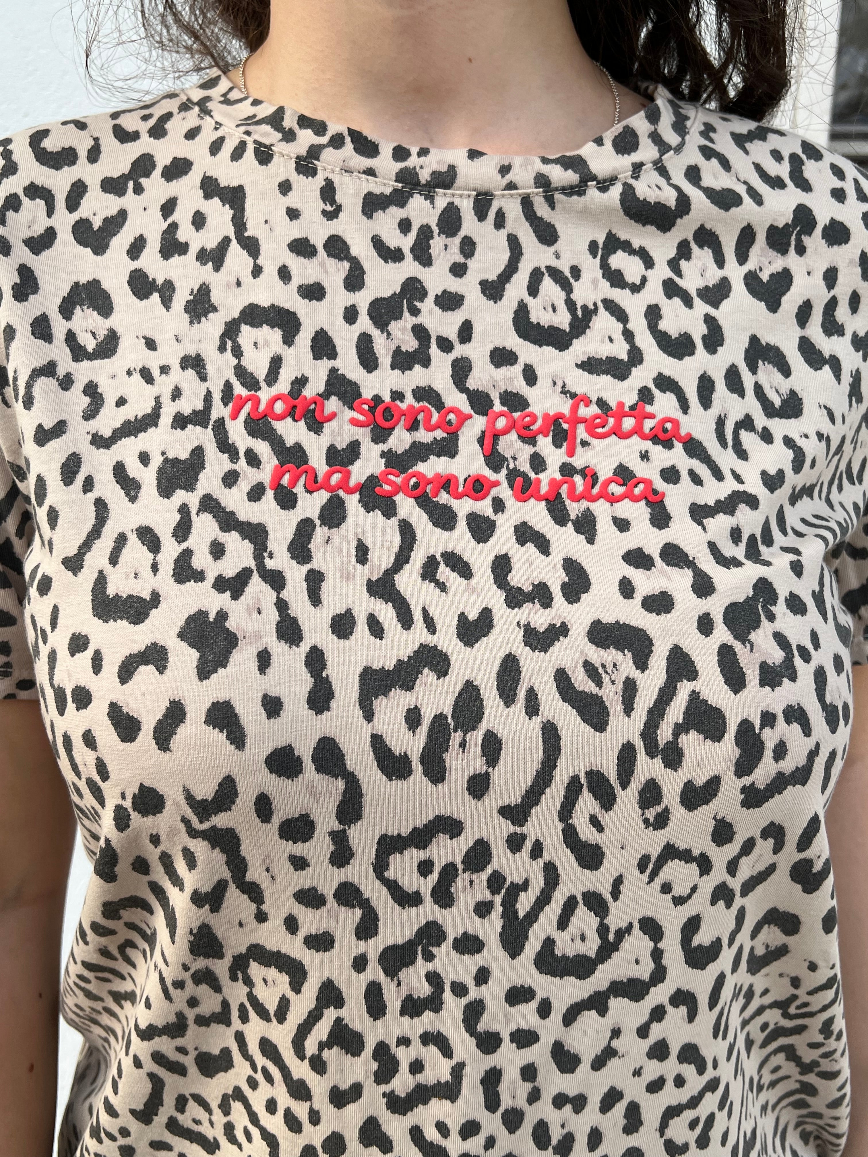 T-shirt Leo unica